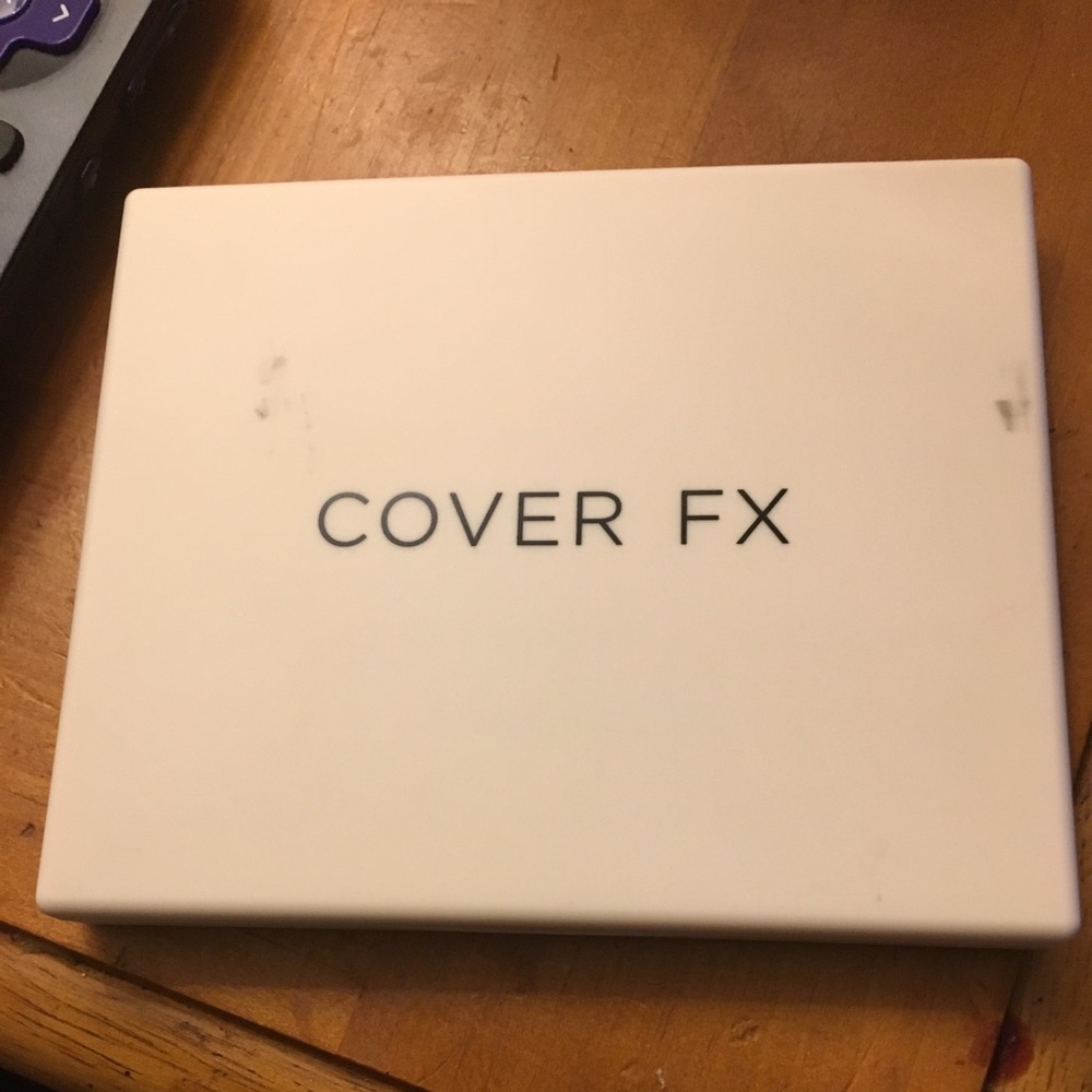 Cover FX Perfector Face palette.